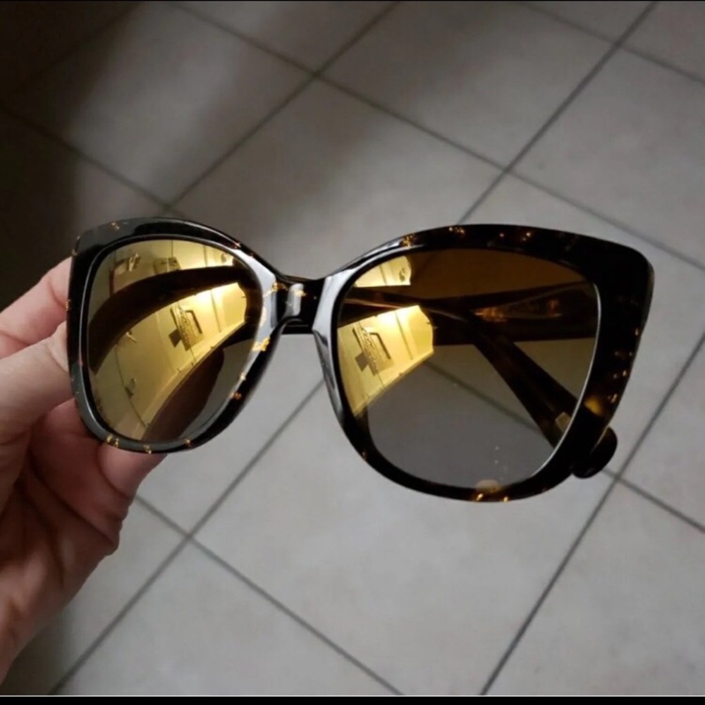 ⚫️Ruby Diff Eyewear⚫️